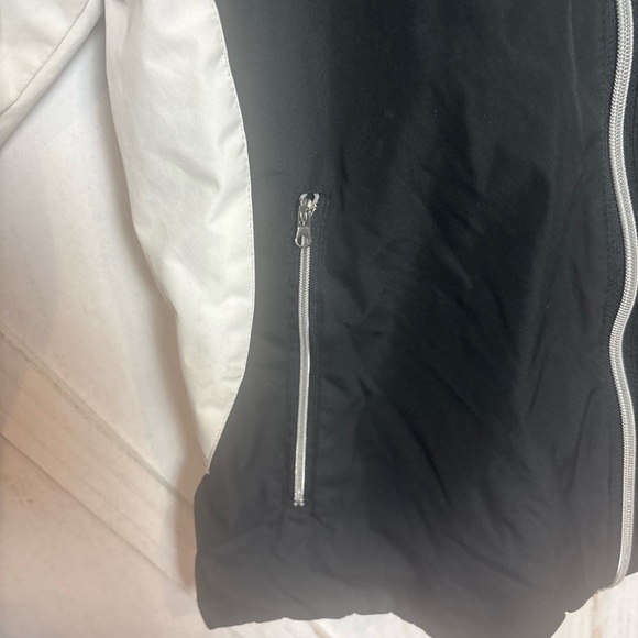 Hawke & Co Women's Black, White, and Red Ski Jacket - Picture 4 of 6